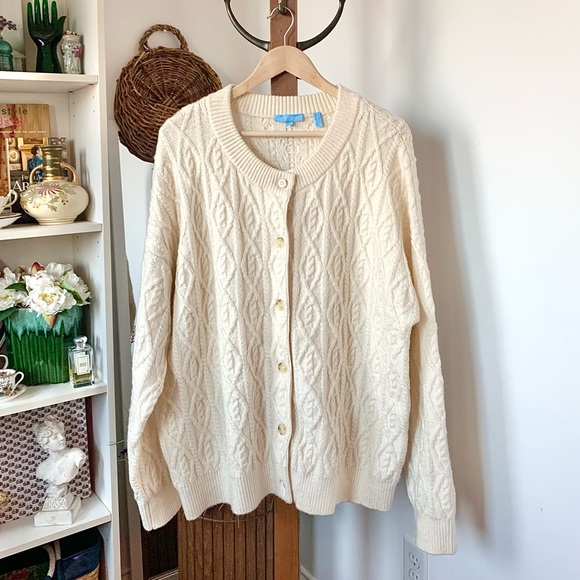 Draper James Cable Knit Chunky Oversized Cardigan Ivory - Picture 6 of 13